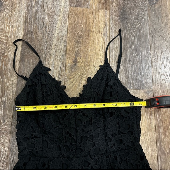 ASTR The Label Kenna Lace MIDI Dress - Picture 10 of 10